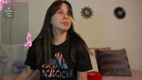 Snapshot of irina_05 chatting on 10-19-25, 12:22 IRINA online show from 10-19-25, 12:22