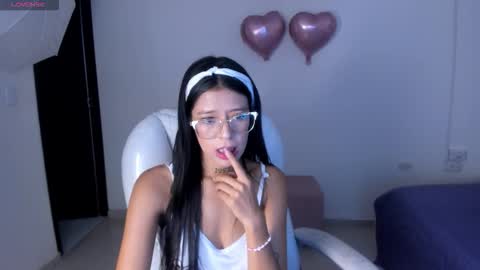 iris8_ online show from 02-18-26, 01:18