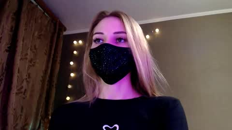 Lily online show from 12-14-25, 04:12