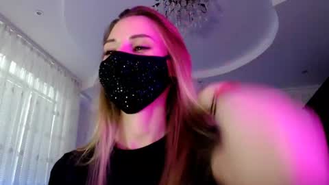 Snapshot of iris_lave chatting on 06-24-26, 05:56 Lily online show from 06-24-26, 05:56