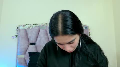 Iris online show from 02-14-26, 05:21