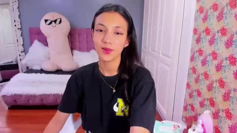 Snapshot of iris_stone_ chatting on 12-06-24, 09:46 Iris online show from 12-06-24, 09:46