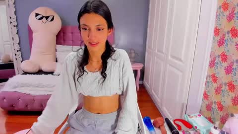 Snapshot of iris_stone_ chatting on 01-10-25, 07:32 Iris online show from 01-10-25, 07:32