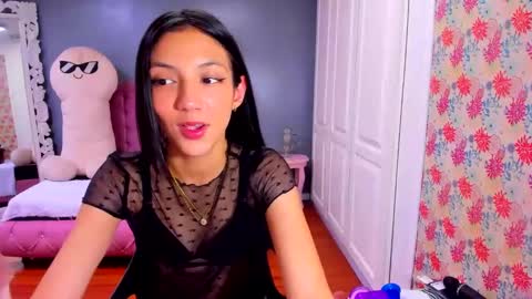 Snapshot of iris_stone_ chatting on 02-12-25, 06:19 Iris online show from 02-12-25, 06:19