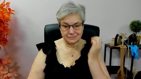 I R I S online show from 10-30-25, 07:21