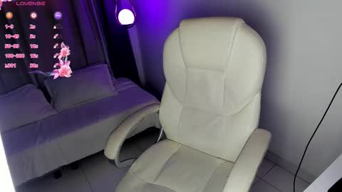 Snapshot of irisbeel chatting on 02-17-26, 03:36 irisbeel online show from 02-17-26, 03:36