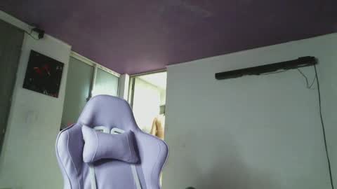 Camilla online show from 02-06-25, 11:43