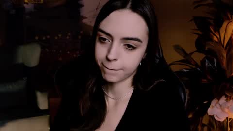 Snapshot of iriscline chatting on 12-10-24, 01:22 Iris online show from 12-10-24, 01:22