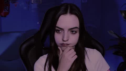 Snapshot of iriscline chatting on 12-17-24, 07:37 Iris online show from 12-17-24, 07:37