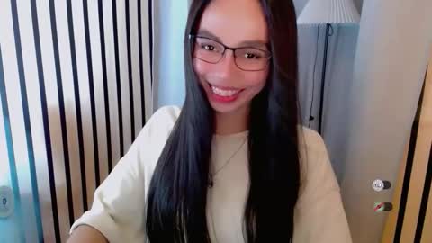 IRISH AND TRIXIE online show from 03-31-26, 02:24