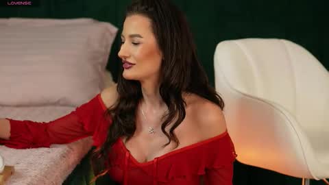 Snapshot of irisnightshade chatting on 10-15-25, 02:11 Maria online show from 10-15-25, 02:11
