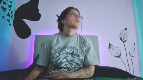 iriss_cardenas online show from 06-16-26, 08:33