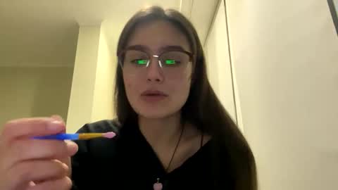 Snapshot of irisss31 chatting on 04-12-26, 06:46 irisss31 online show from 04-12-26, 06:46