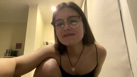 Snapshot of irisss31 chatting on 05-23-26, 06:45 irisss31 online show from 05-23-26, 06:45