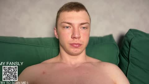 Snapshot of iron__chapman chatting on 06-01-26, 10:33 Iron online show from 06-01-26, 10:33