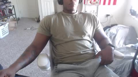 Snapshot of ironbloodedorphan chatting on 02-17-26, 08:04 Chi online show from 02-17-26, 08:04