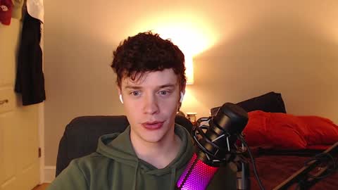 Snapshot of ironthud chatting on 12-06-24, 05:09 Sam online show from 12-06-24, 05:09