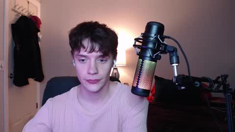 Snapshot of ironthud chatting on 12-19-24, 01:39 Sam online show from 12-19-24, 01:39