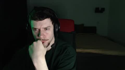 Snapshot of ironthud chatting on 02-19-25, 09:36 Sam online show from 02-19-25, 09:36