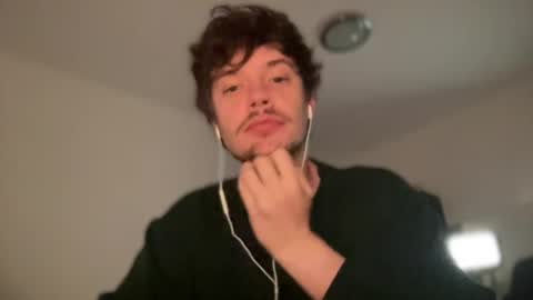 Snapshot of ironthud chatting on 10-17-25, 08:11 Sam online show from 10-17-25, 08:11