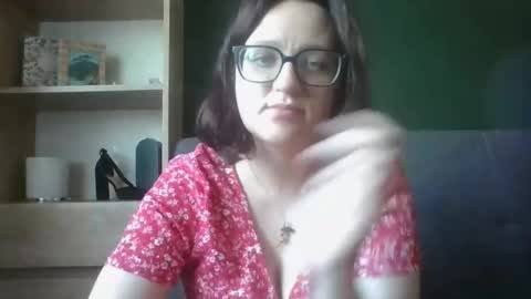 Paris online show from 04-27-26, 05:27