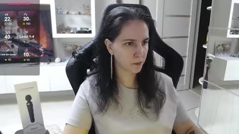 Irwi Tomboy online show from 11-06-25, 01:23