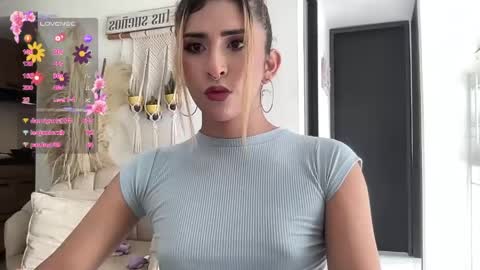 Snapshot of isa__fox_1 chatting on 06-03-26, 01:25 Isabella online show from 06-03-26, 01:25