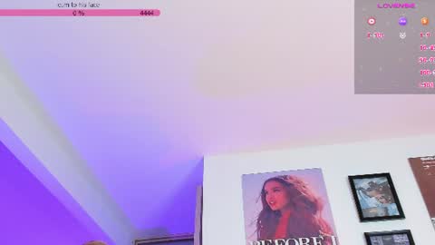 Snapshot of isa_greey chatting on 06-19-26, 02:49 isabella online show from 06-19-26, 02:49