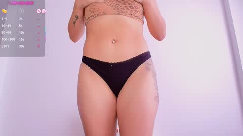 Snapshot of isa_laurentt chatting on 02-11-25, 03:08 Isabella Laurentt  online show from 02-11-25, 03:08