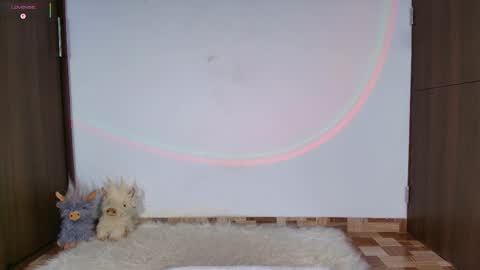 Isabella Laurentt  online show from 05-23-26, 12:16