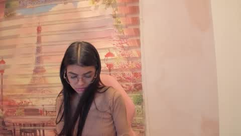    online show from 10-10-25, 10:25