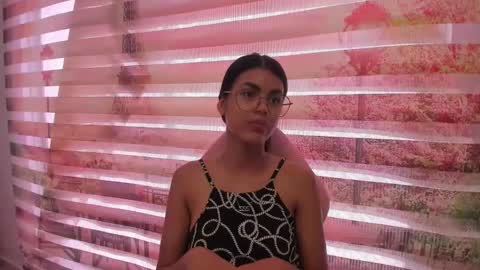    online show from 10-30-25, 07:47