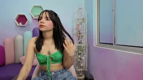 Snapshot of isaa_skinnyy chatting on 05-24-26, 03:55 Isaa Skinny online show from 05-24-26, 03:55