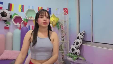Isaa Skinny  online show from 07-10-26, 03:44
