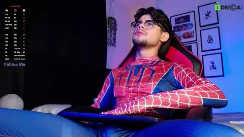 Isaac Saenz. online show from 12-14-25, 10:03