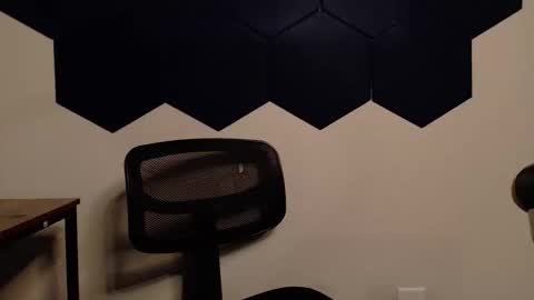 isaac online show from 03-23-26, 04:16