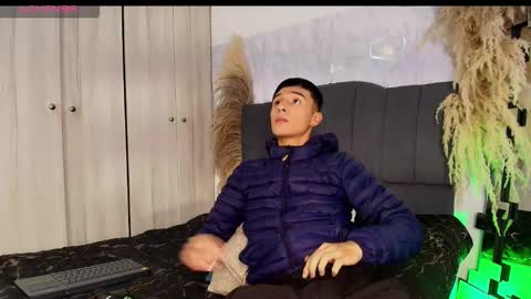 Snapshot of isaac_tan chatting on 02-23-26, 04:10 Isaac tan online show from 02-23-26, 04:10