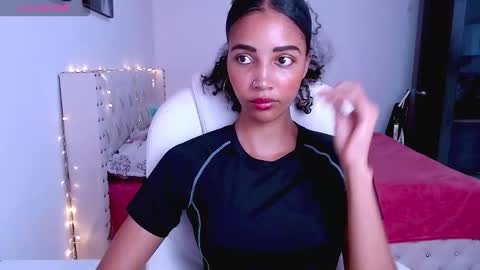 Snapshot of isabel_bailey chatting on 02-22-26, 06:17 isabel online show from 02-22-26, 06:17