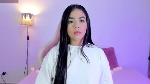 Isabel  online show from 01-06-26, 02:04