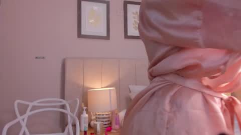 isabela__x online show from 07-15-26, 11:37
