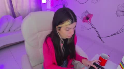 Snapshot of isabela_fiorelli chatting on 11-22-25, 01:10 isabela_fiorelli online show from 11-22-25, 01:10