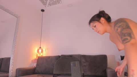 Isabela online show from 10-29-25, 12:07