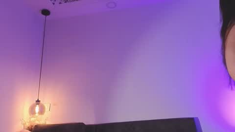 Isabela online show from 03-21-26, 11:48