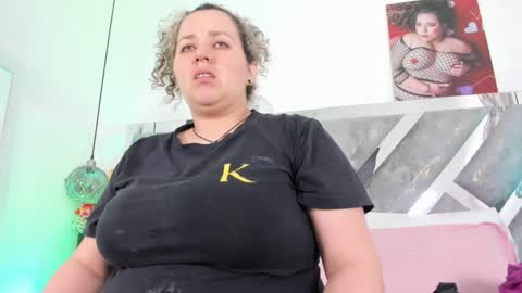 Mommy Isa online show from 03-17-26, 04:50