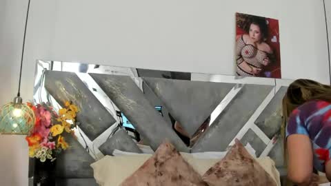 Mommy Isa online show from 05-20-26, 01:06