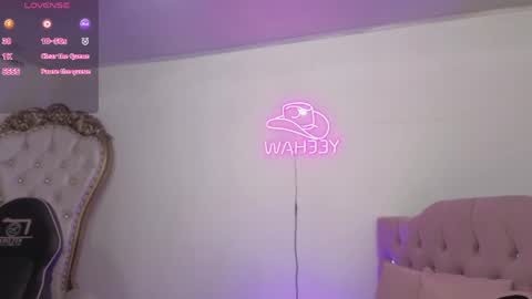 Snapshot of isabela_tay chatting on 04-27-26, 11:52 ISABELA online show from 04-27-26, 11:52