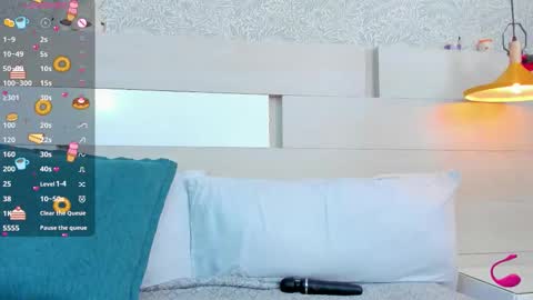 isabelacoleman_ online show from 10-31-25, 02:51