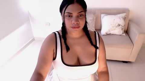 Snapshot of isabelateran chatting on 04-29-26, 07:31 isabelateran online show from 04-29-26, 07:31