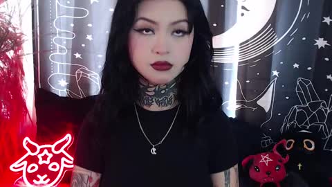    online show from 02-10-25, 08:42