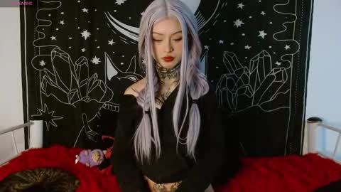    online show from 10-11-25, 11:03